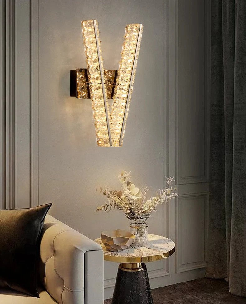 إضاءة حائط مودرن "دانا في" Dna V-Crystal Wall Sconce