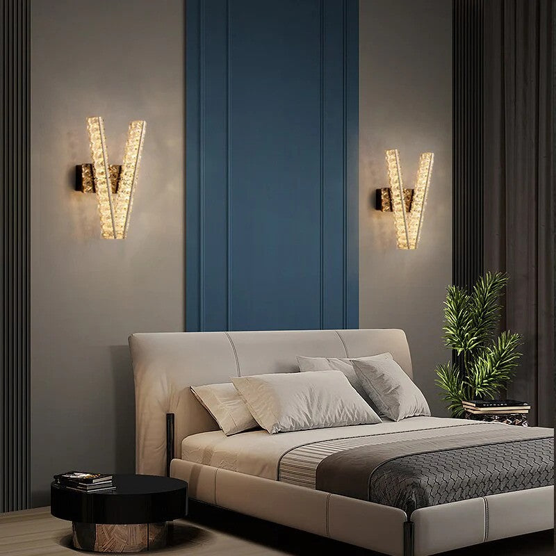 إضاءة حائط مودرن "دانا في" Dna V-Crystal Wall Sconce