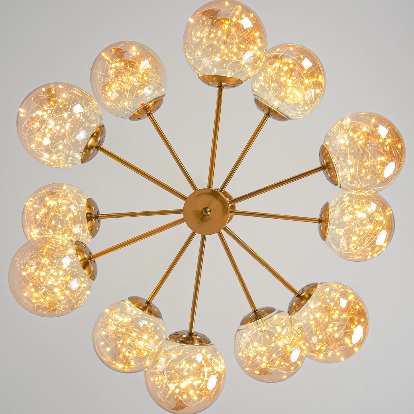 نجفة كلوب زجاج مودرن "نيلي" Nilly Modern Globe Glass Chandelier